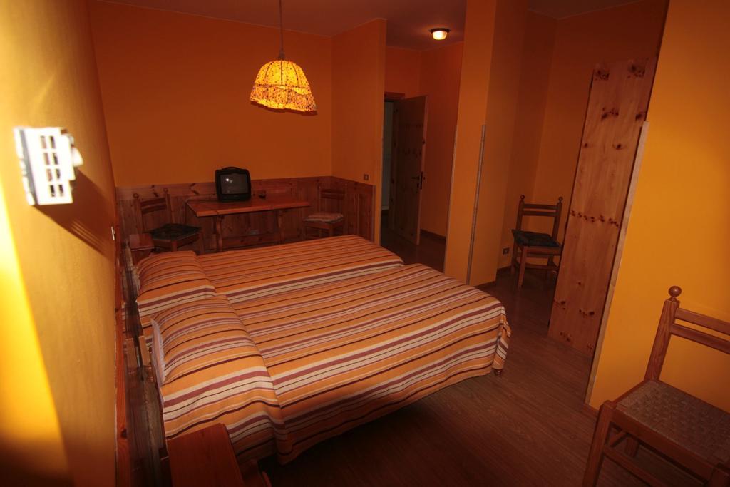 Albergo Trieste Tambre dʼAlpago 部屋 写真