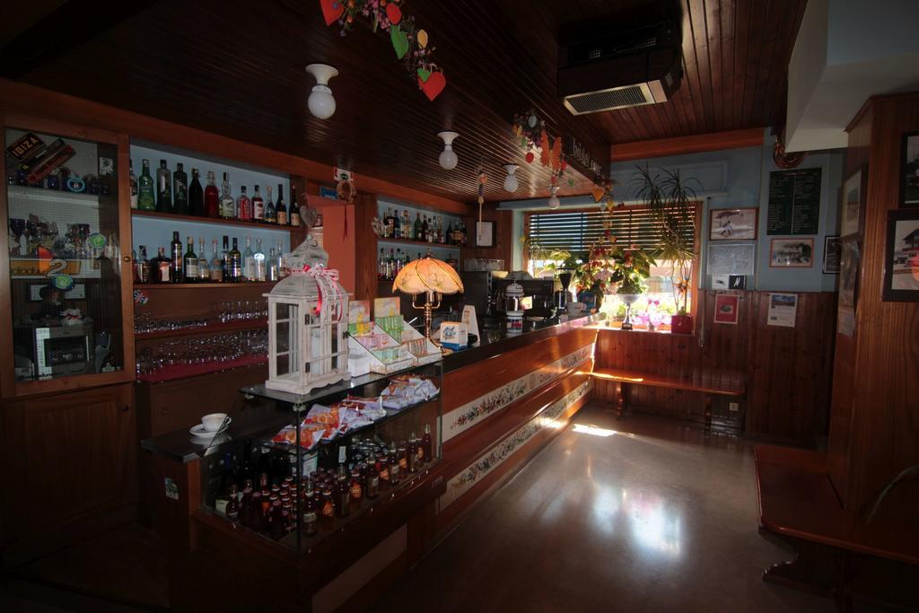 Albergo Trieste Tambre dʼAlpago エクステリア 写真