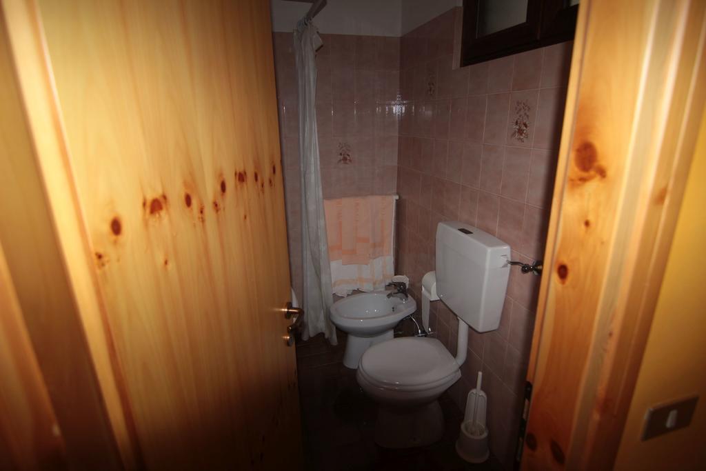 Albergo Trieste Tambre dʼAlpago 部屋 写真