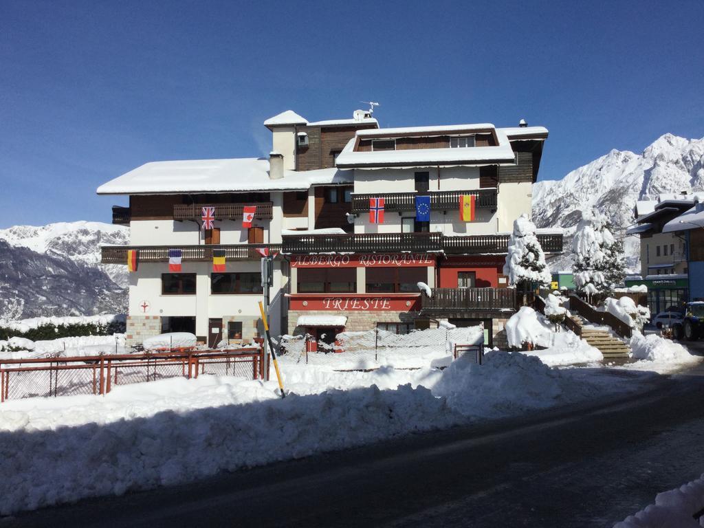 Albergo Trieste Tambre dʼAlpago エクステリア 写真
